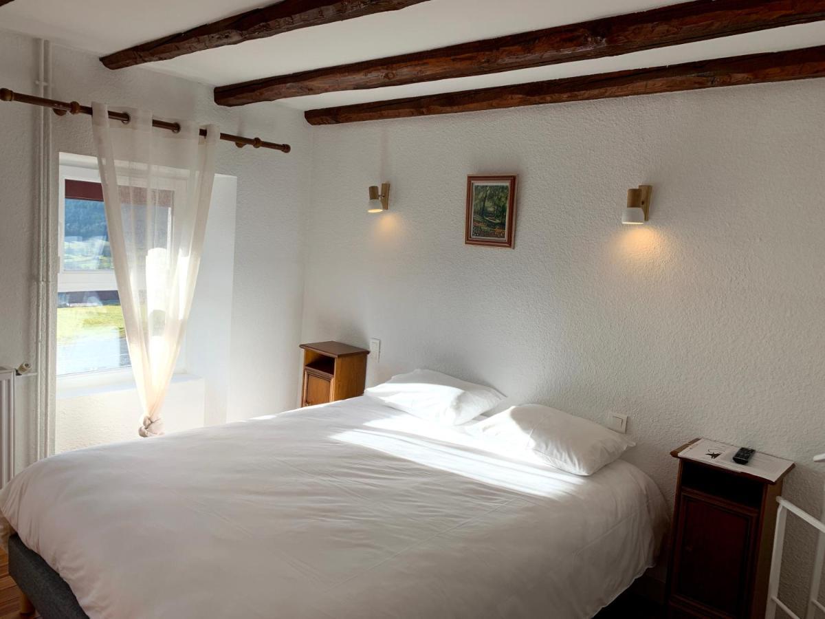 Auberge De La Belette Le Monestier Екстер'єр фото